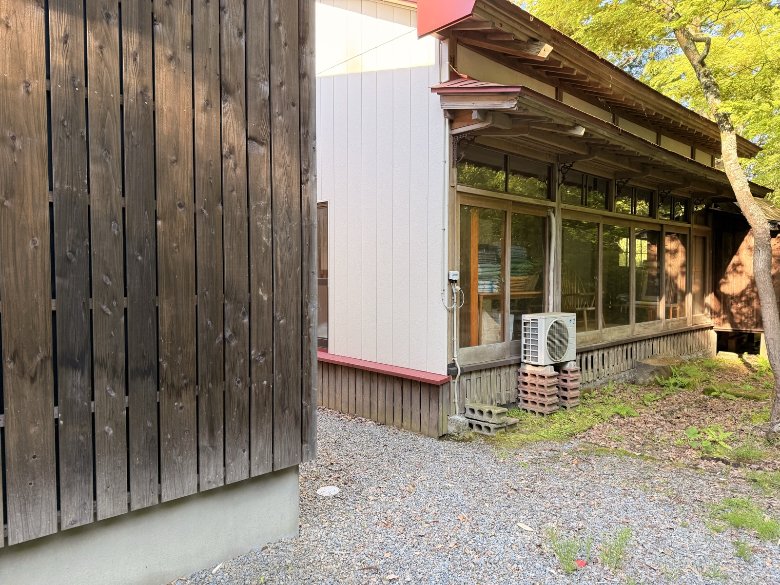 【三種町】離れにトイレと洗面を新設します ─ 母屋まで戻らずに、ひと晩過ごせる離れへ 写真3