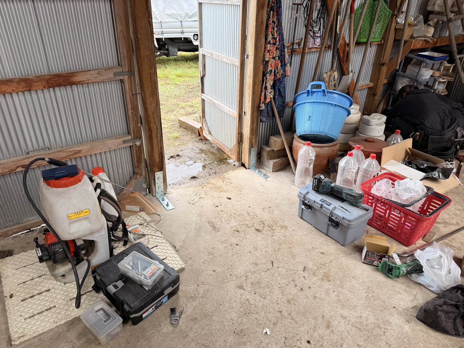 物置小屋を長持ちさせる構造補強工事 写真3